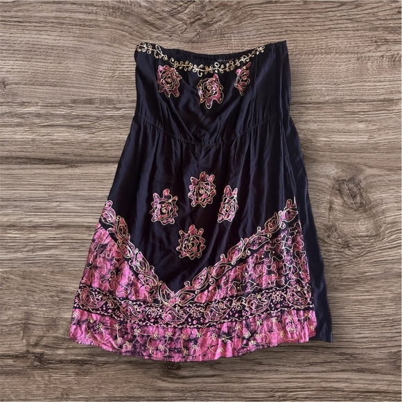 Elegant Black and Pink Embroidered a wikd thyme STRAPLESS dress SIZE 3X black - Picture 4 of 10